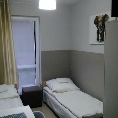 Pokoje Henryk Appartement Korytow Buitenkant foto
